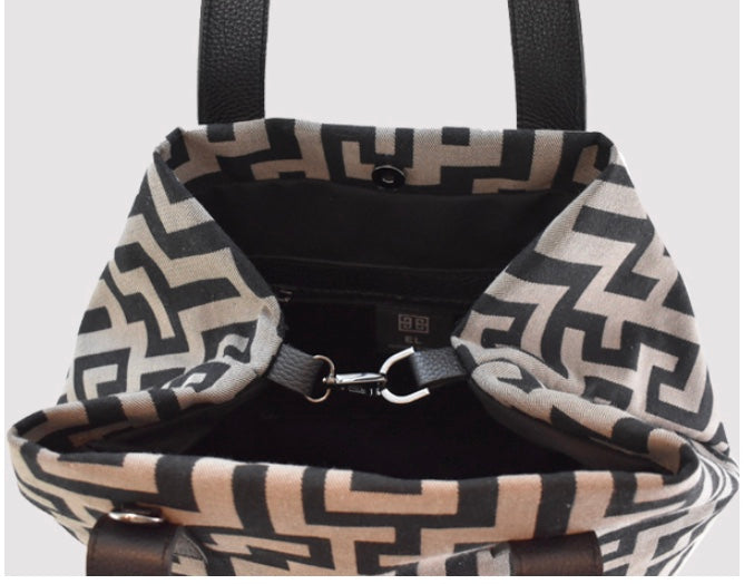 Ammos Shoulder Bag
